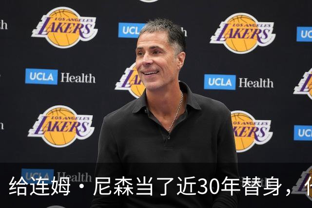 给连姆·尼森当了近30年替身，他这次坐到了导演椅上